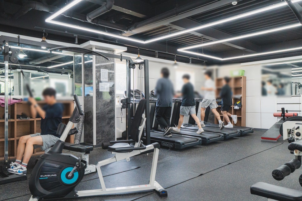 에듀셀파 남학생캠퍼스 헬스장